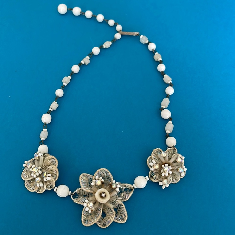 Vintage necklace, very unusual